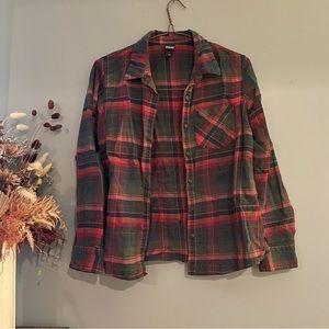 patagonia flannel button down lightweight multicolored